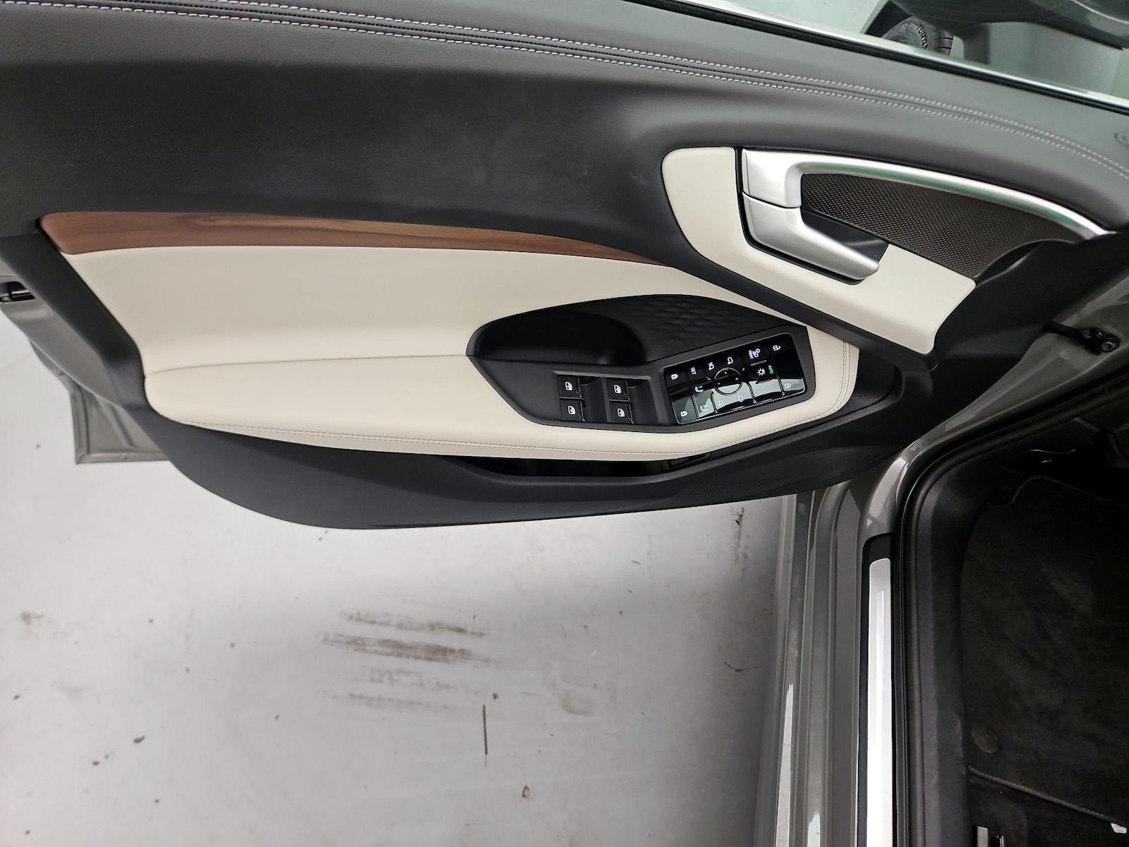 2025 Audi New A5 Premium Plus - Photo 13