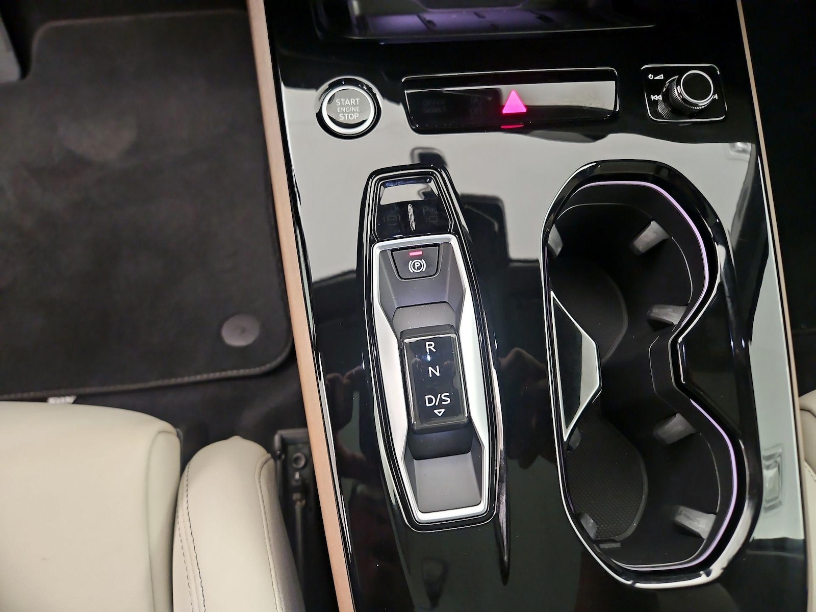 2025 Audi New A5 Premium Plus - Photo 18