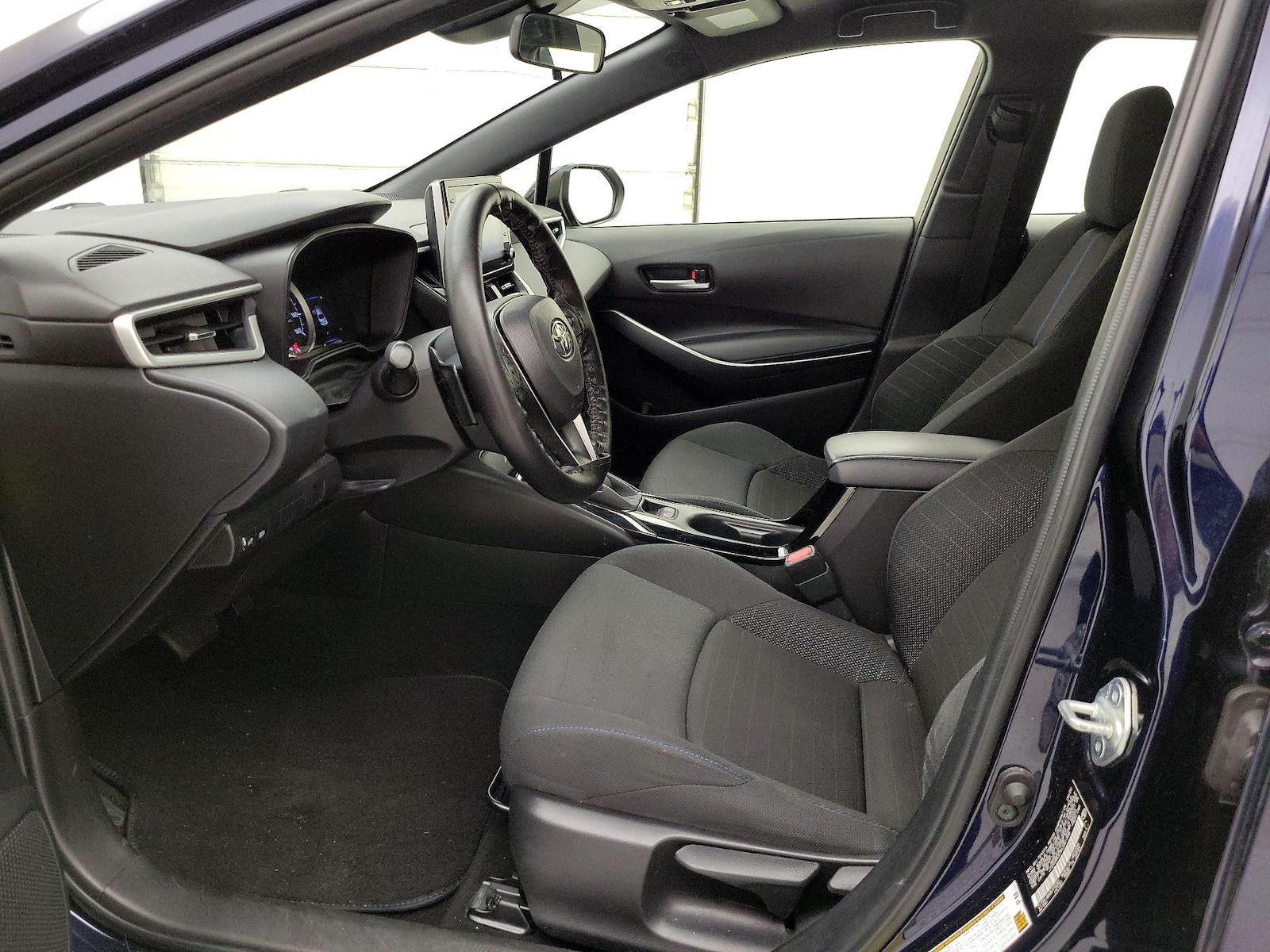 2021 Toyota Corolla SE - Photo 12