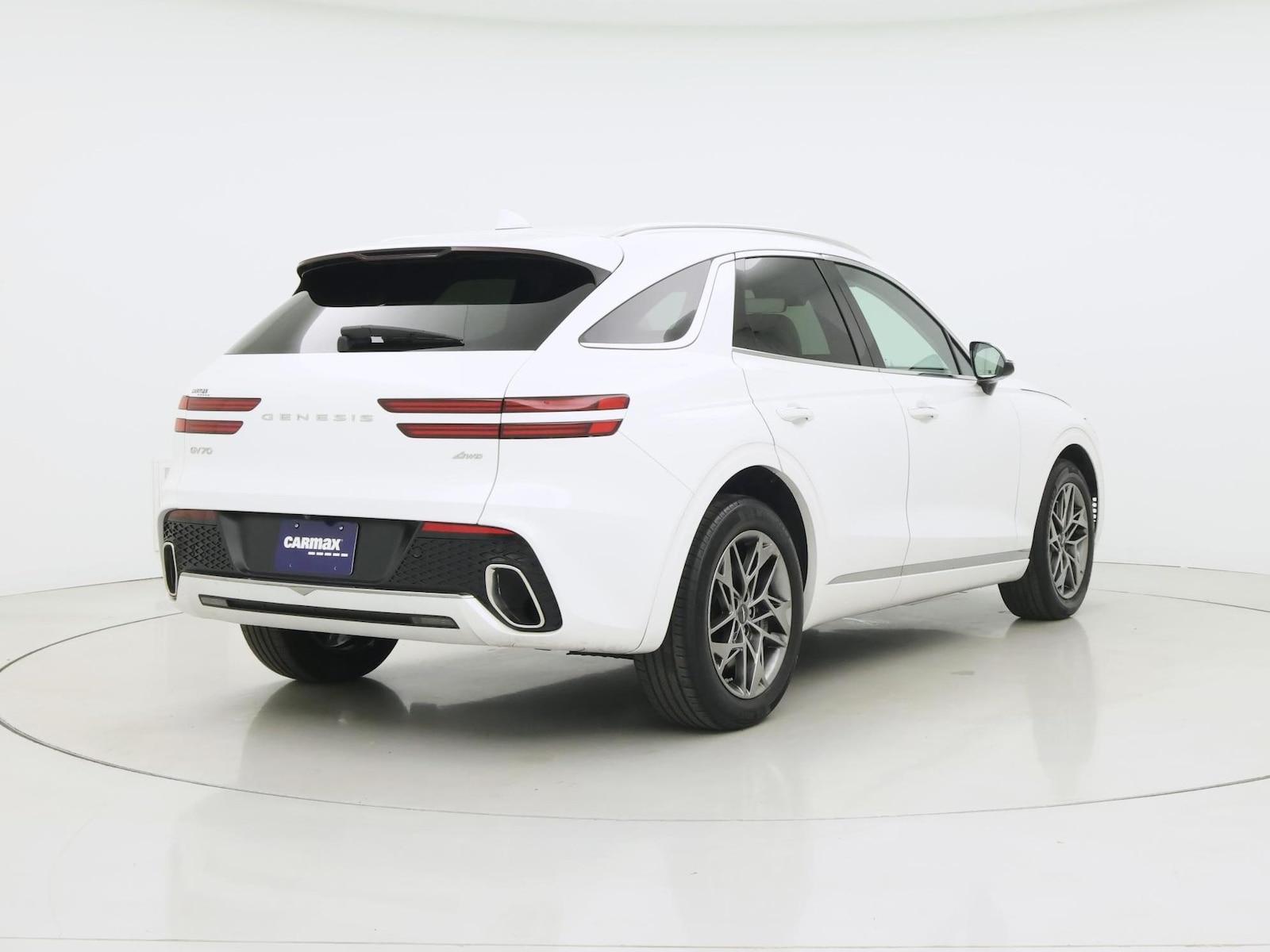 2024 GENESIS GV70 Standard - Photo 9
