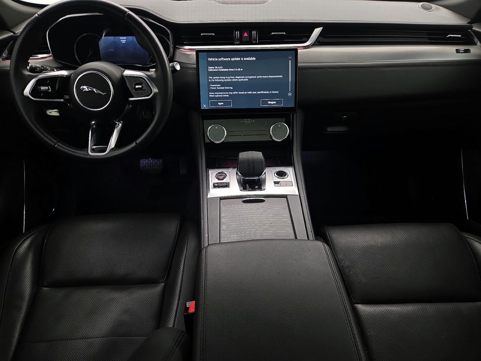 2023 Jaguar F-Pace S - Photo 10