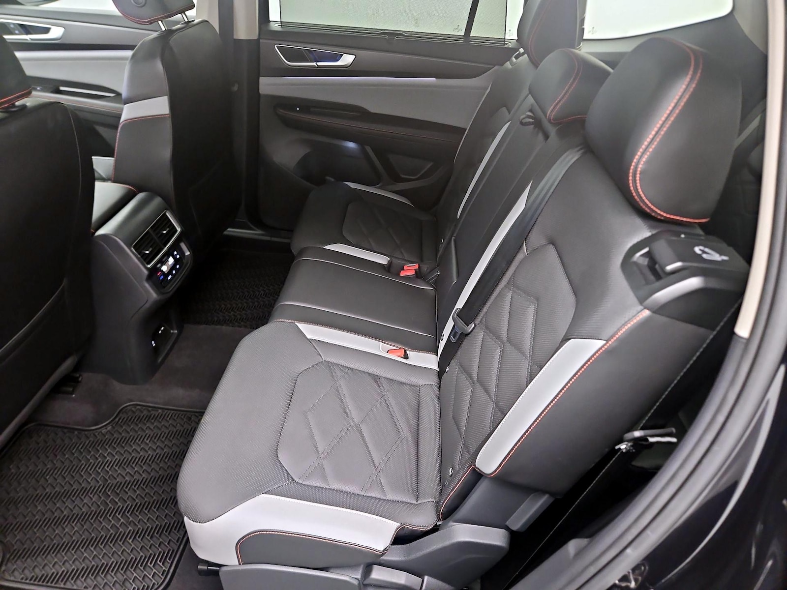 Rear Air Conditioning