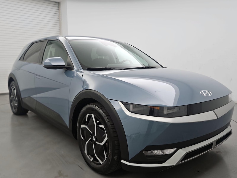2024 Hyundai Ioniq 5 SE