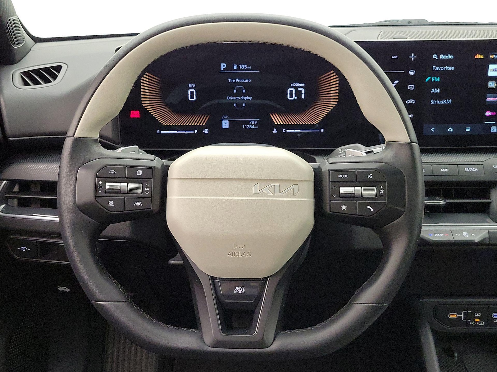 2026 Kia K4 GT-Line - Photo 11