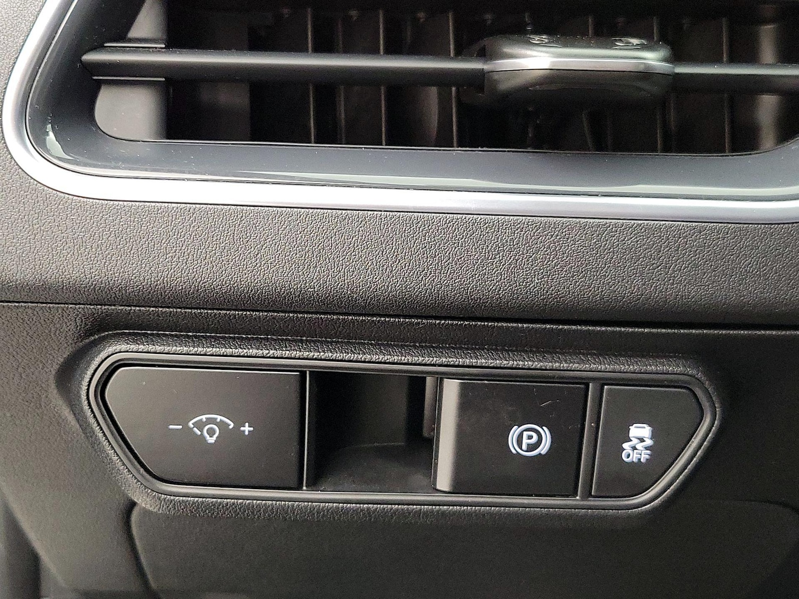 2026 Kia K4 GT-Line - Photo 14