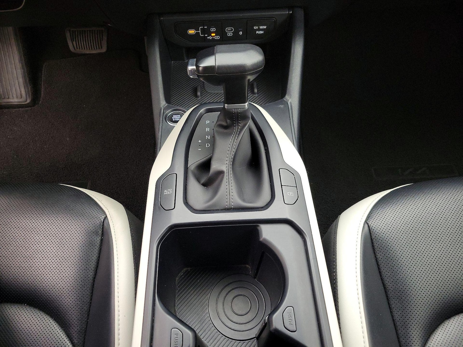 2026 Kia K4 GT-Line - Photo 18
