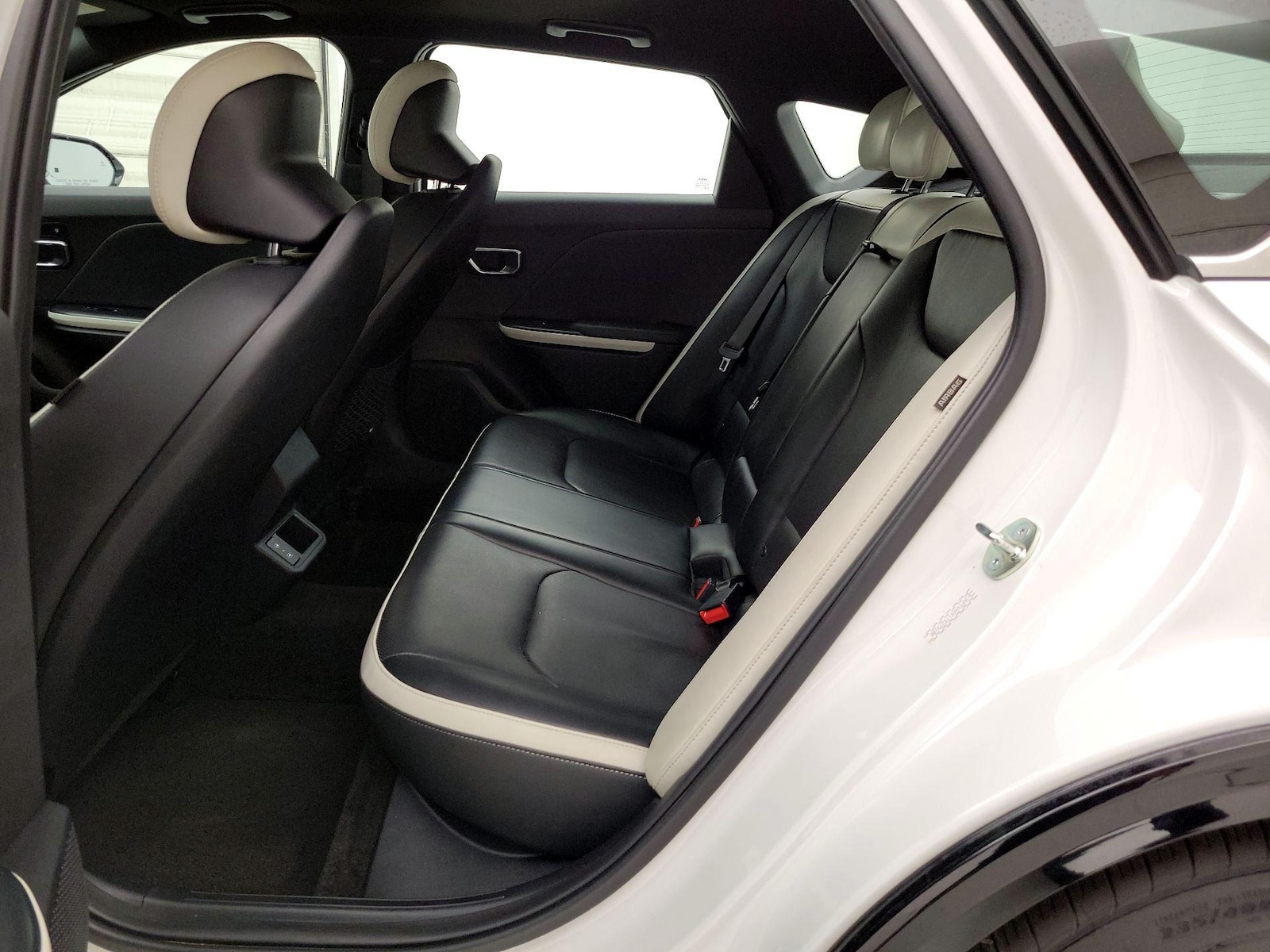 2026 Kia K4 GT-Line - Photo 21
