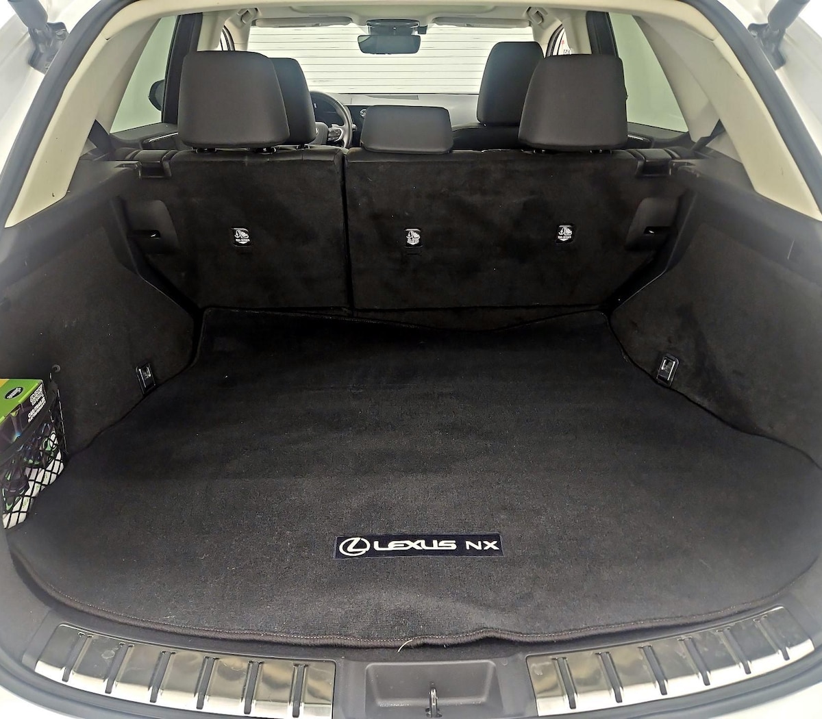 Trunk/Cargo (Seats Up)