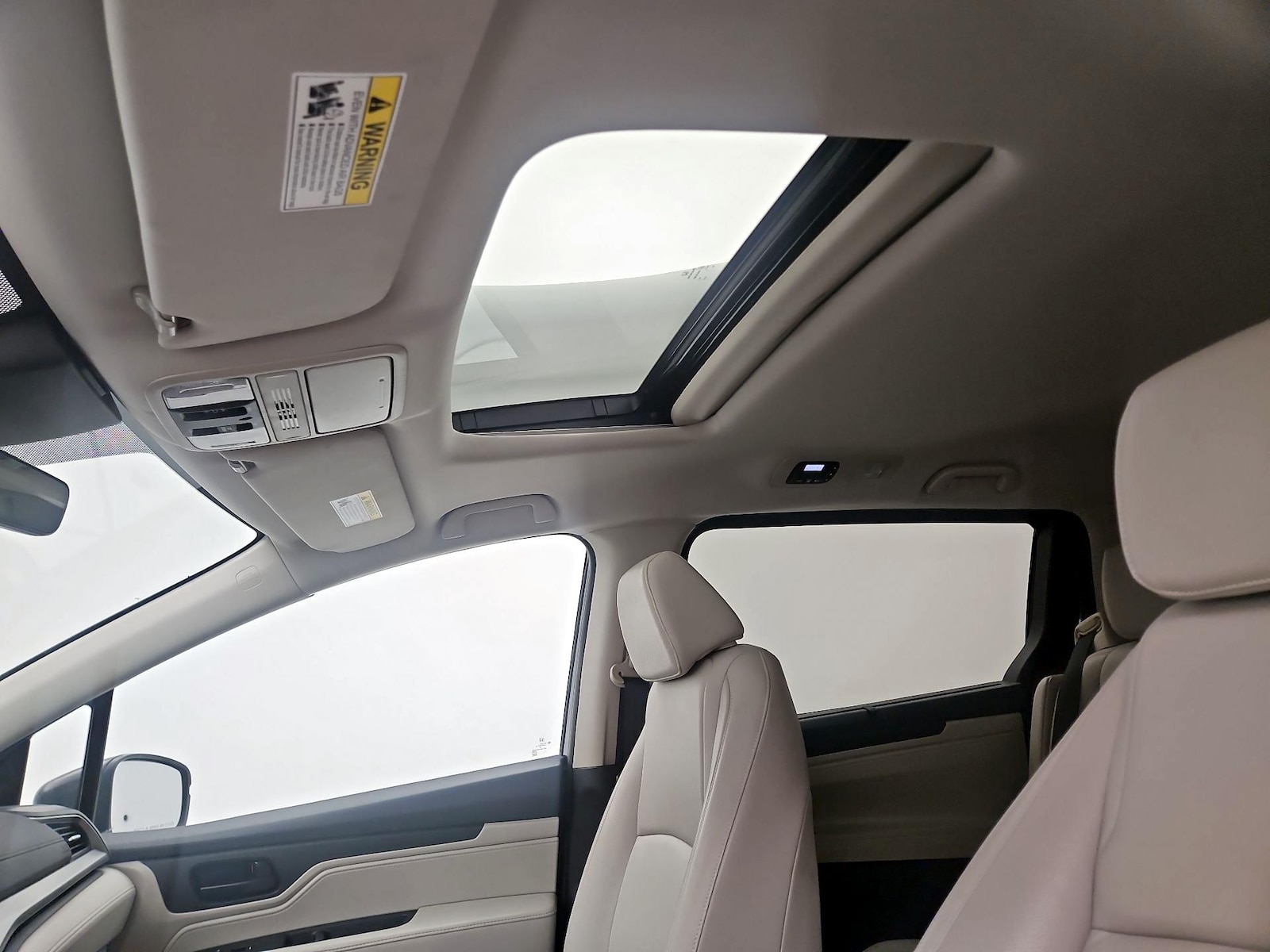 Sunroof(s) & Overhead Airbags