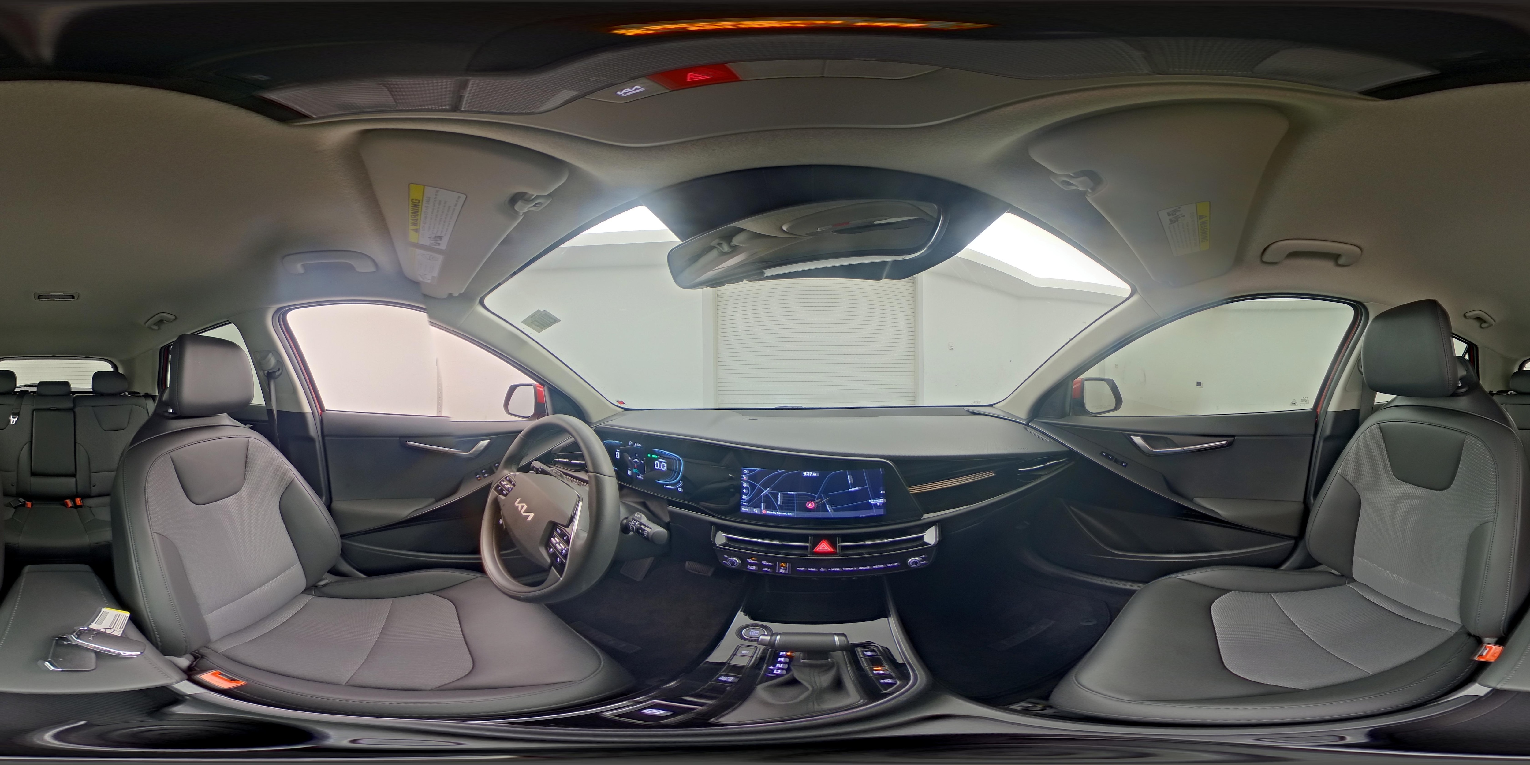 2025 Kia Niro EX - Photo 25
