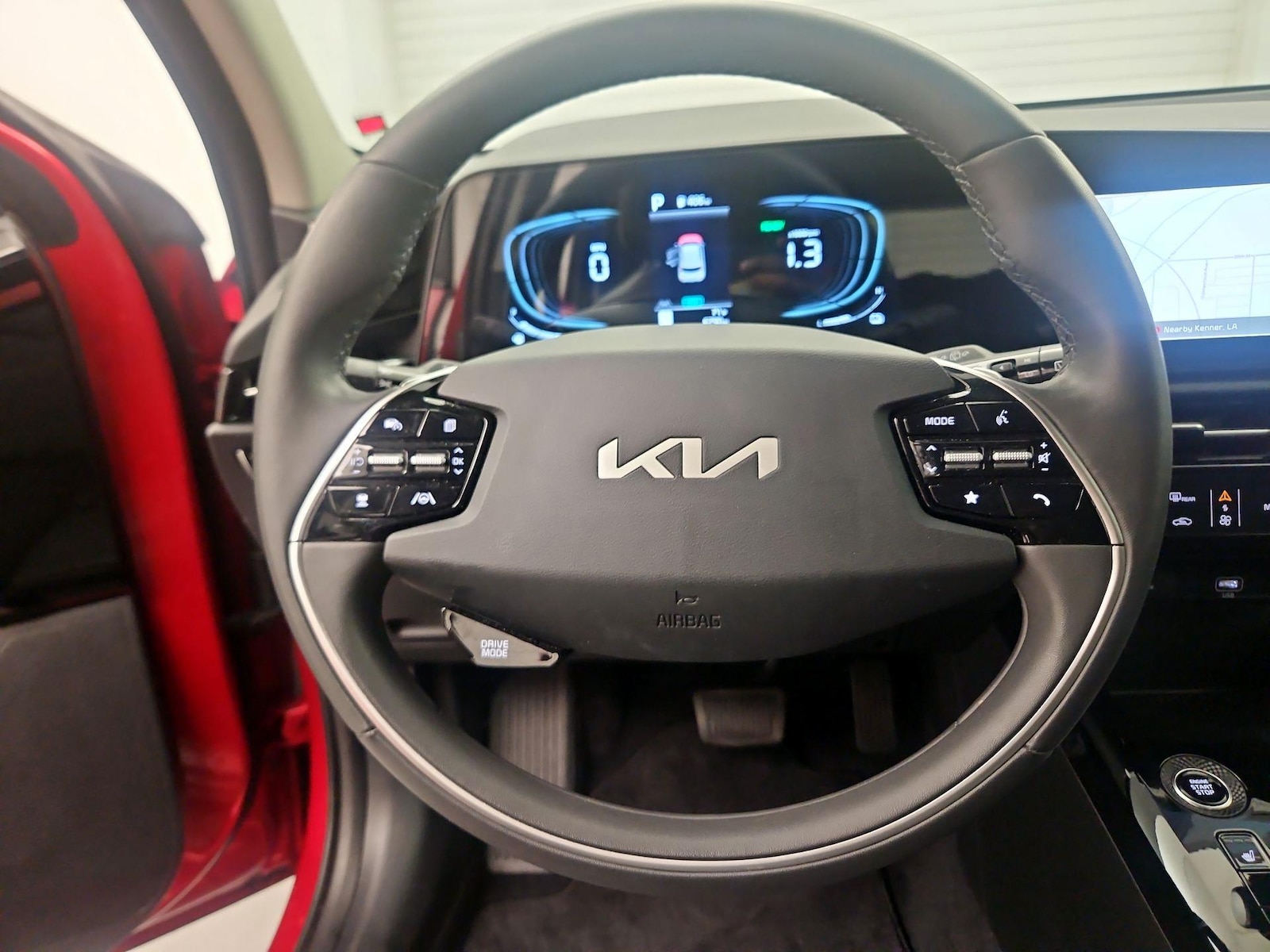 2025 Kia Niro EX - Photo 11