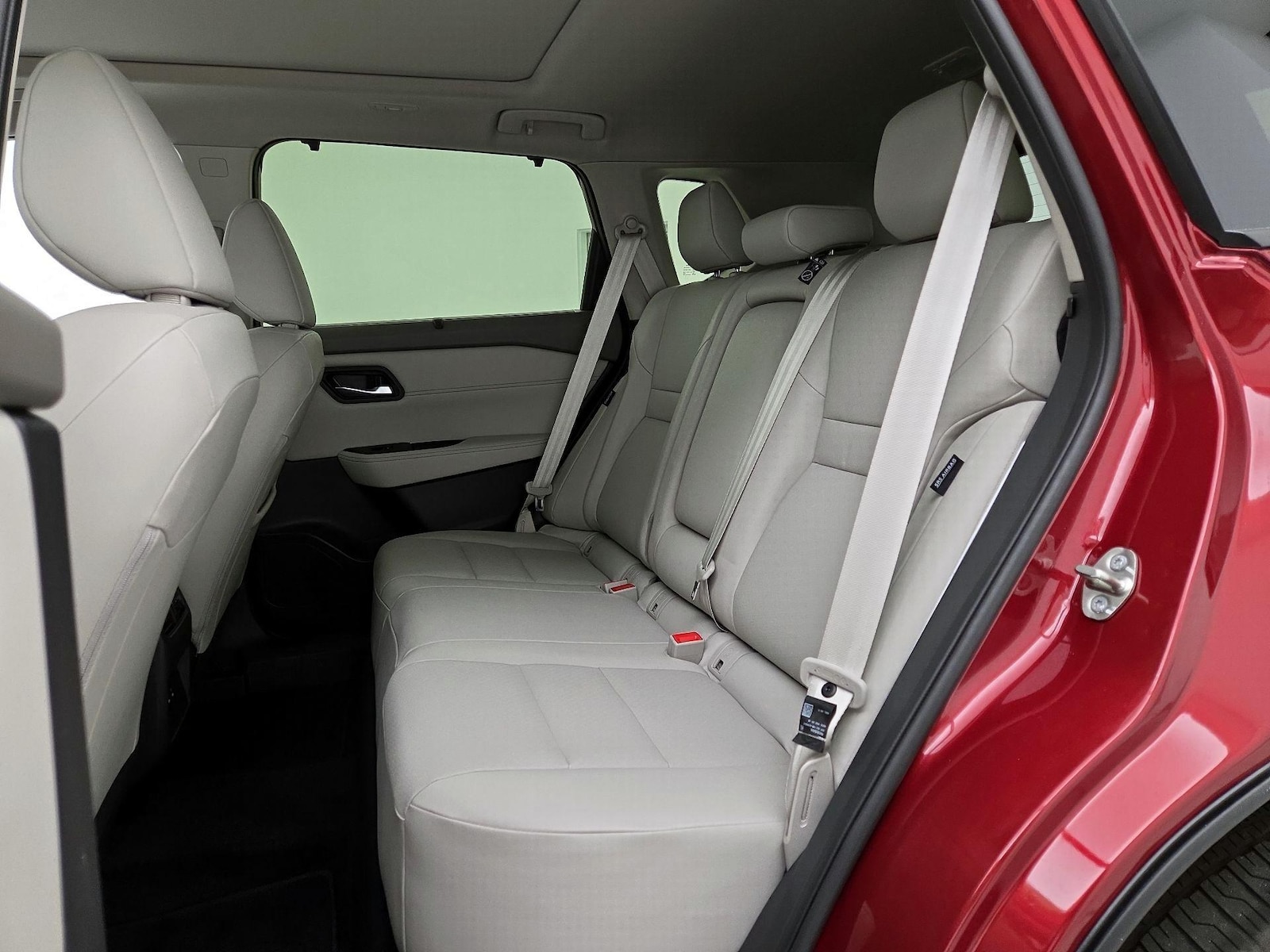 2025 Nissan Rogue SV - Photo 21