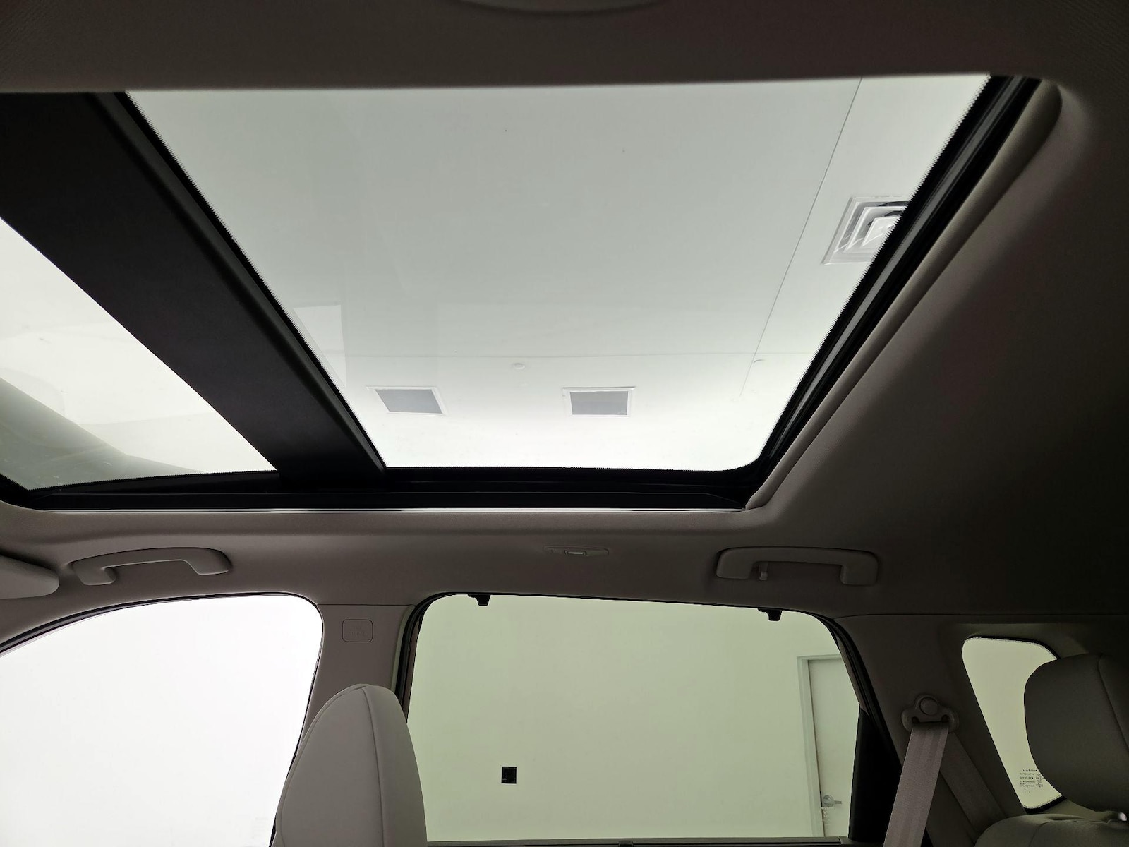 2025 Nissan Rogue SV - Photo 25