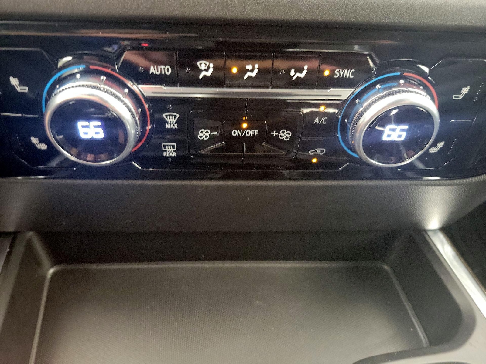 2023 GMC Sierra 1500 Elevation - Photo 17