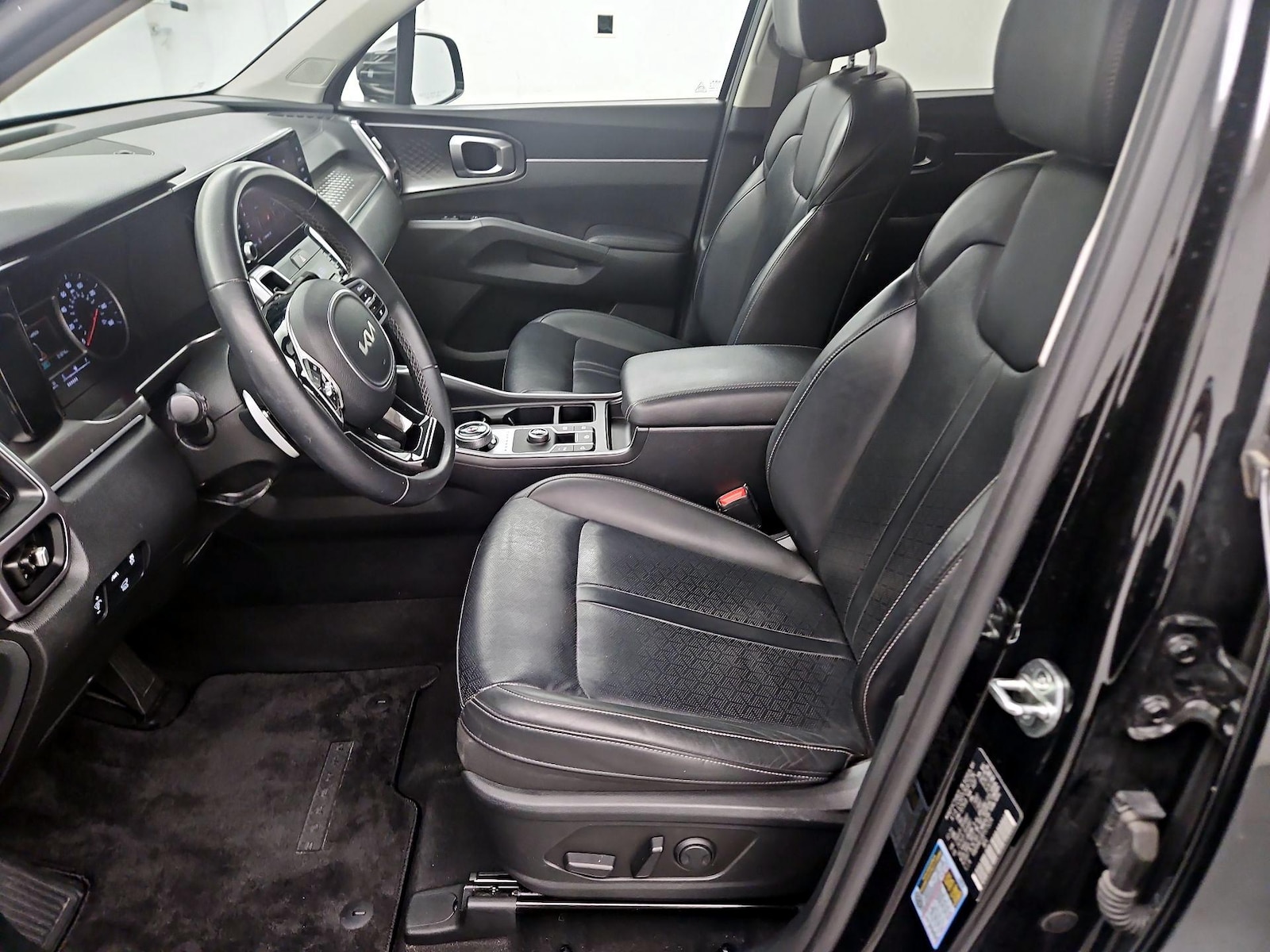 2023 Kia Sorento EX Hybrid - Photo 12