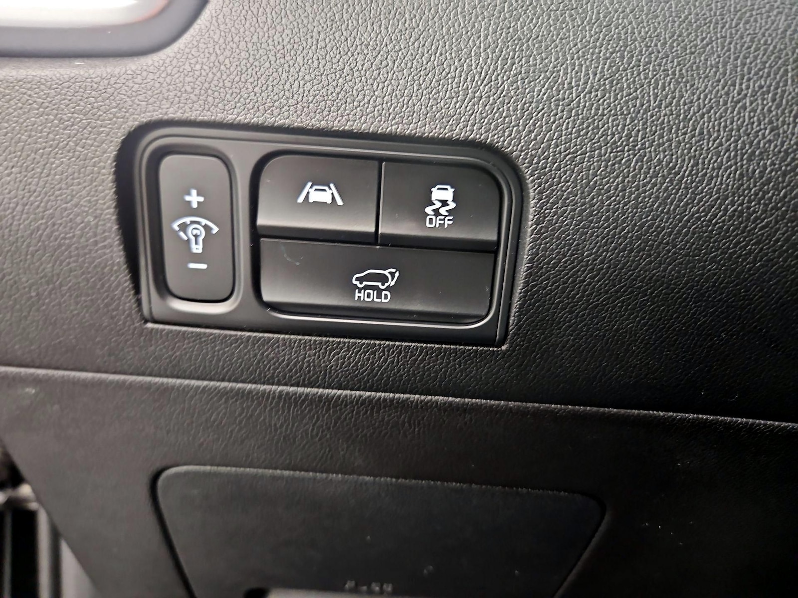 2023 Kia Sorento EX Hybrid - Photo 14