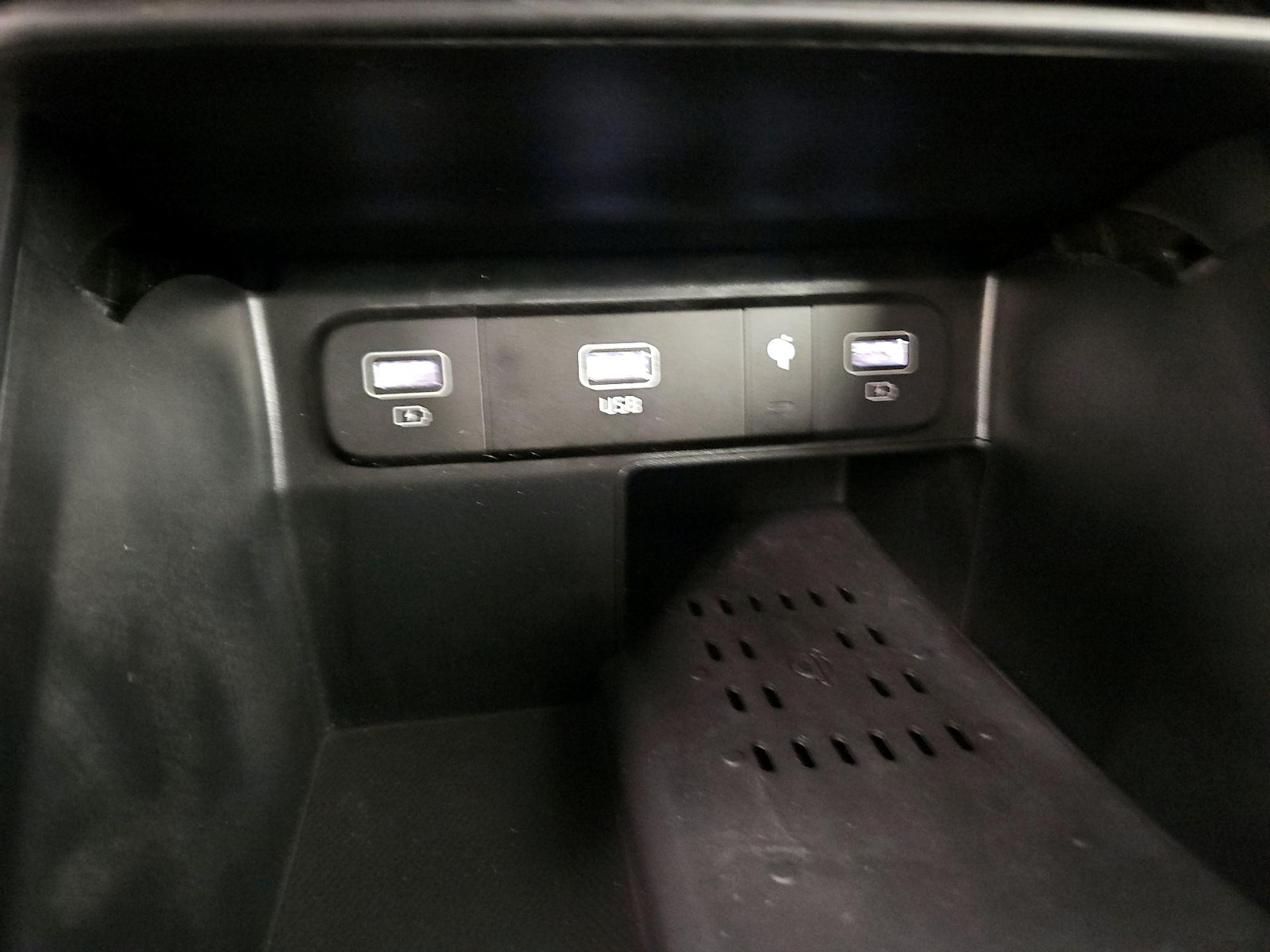 2023 Kia Sorento EX Hybrid - Photo 20