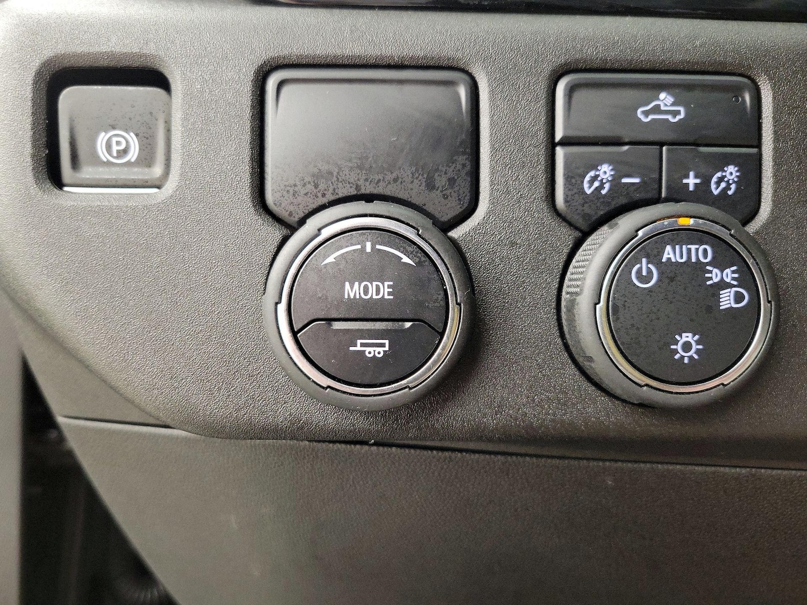 2025 Chevrolet Silverado 1500 LT - Photo 14