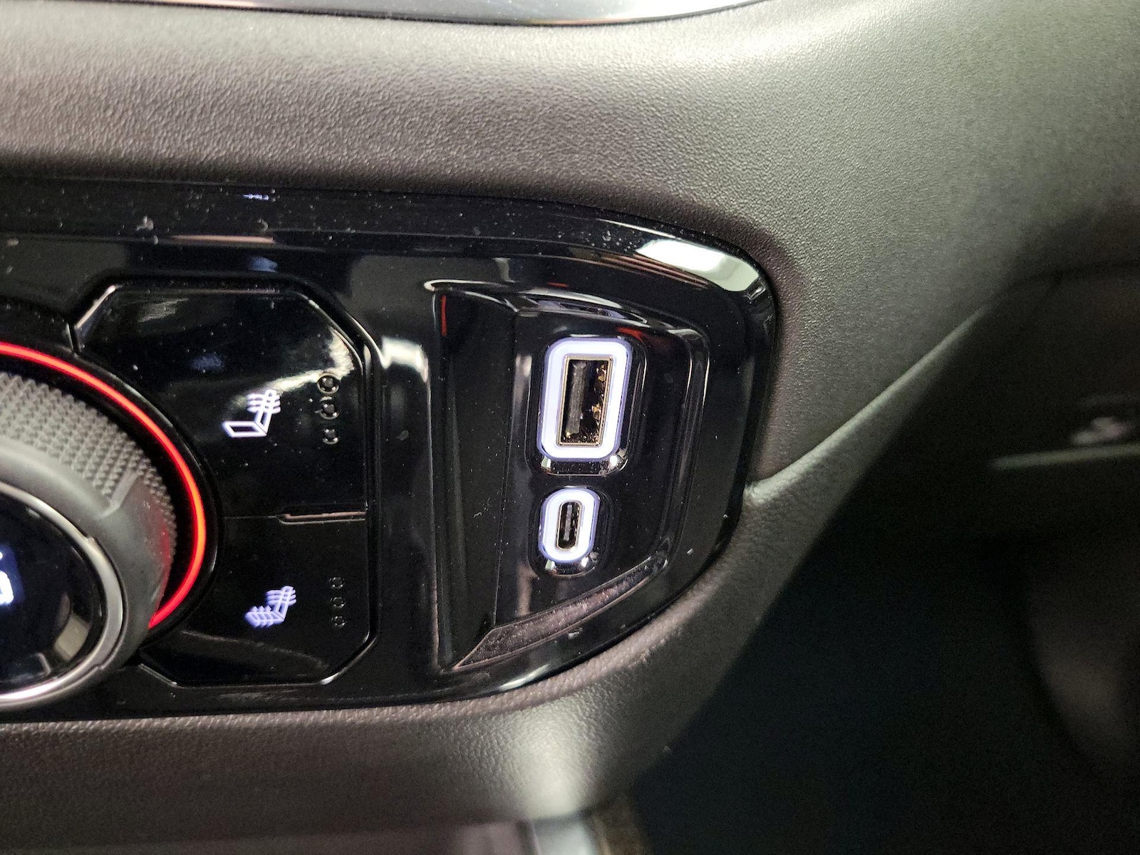 2025 Chevrolet Silverado 1500 LT - Photo 20