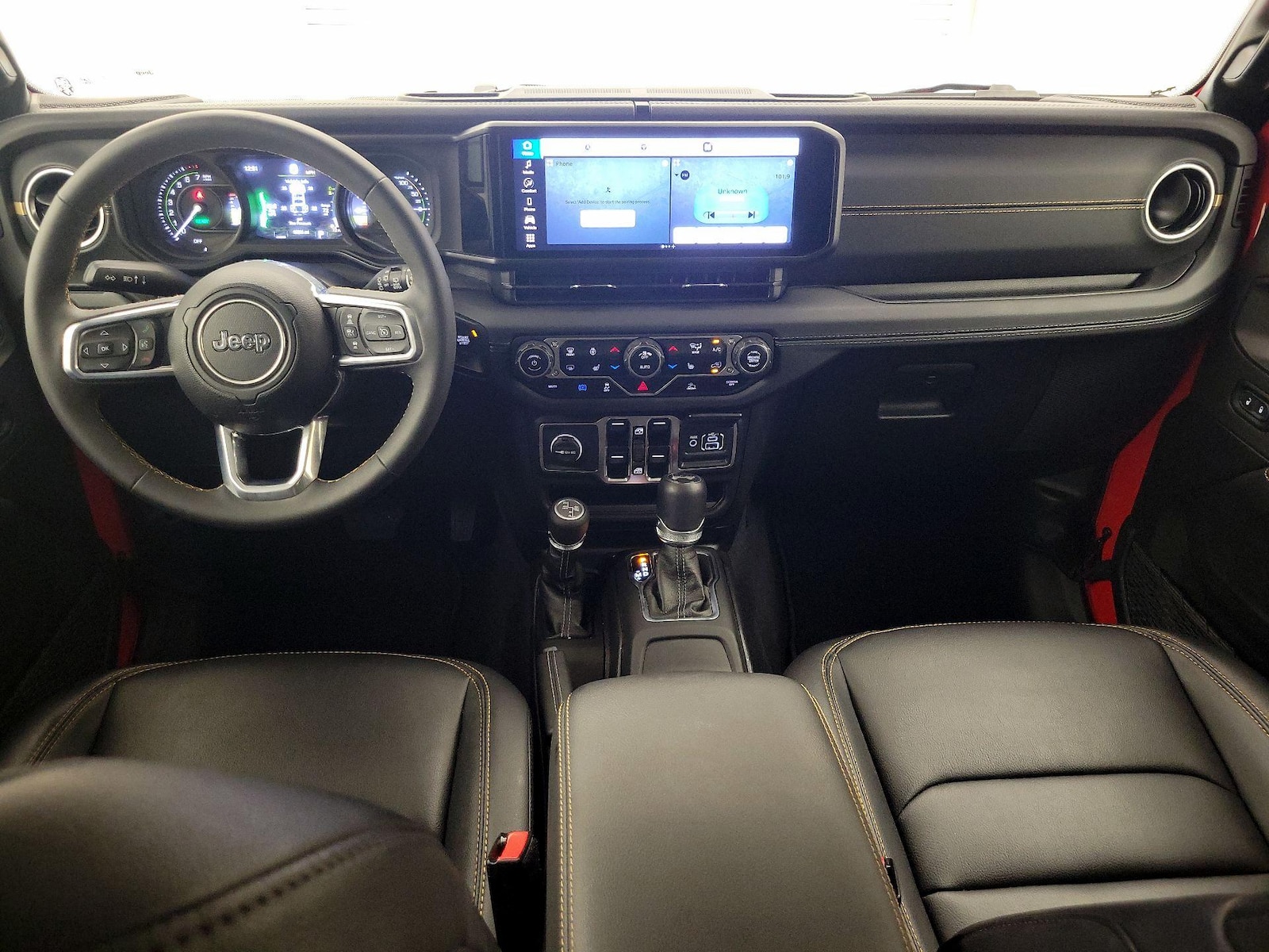 Apple CarPlay® & Android Auto™