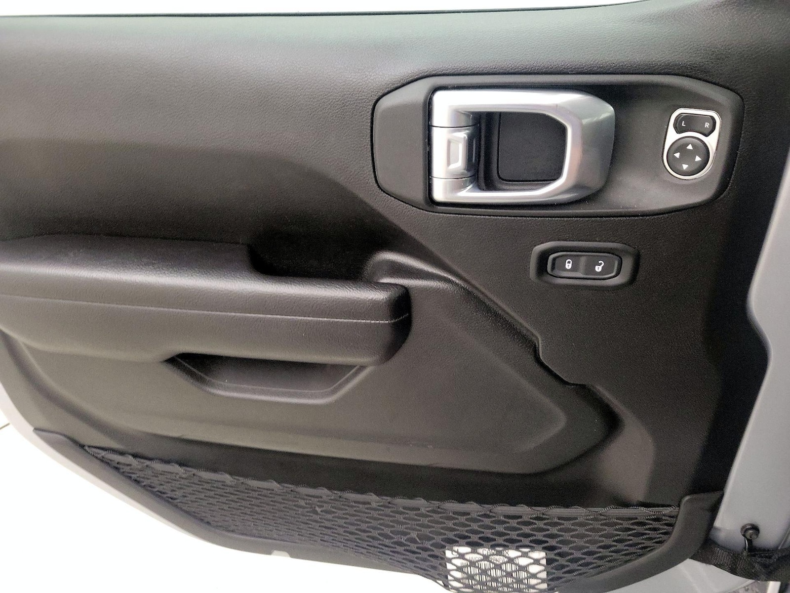 2024 Jeep Wrangler 4-Door Sport S - Photo 13