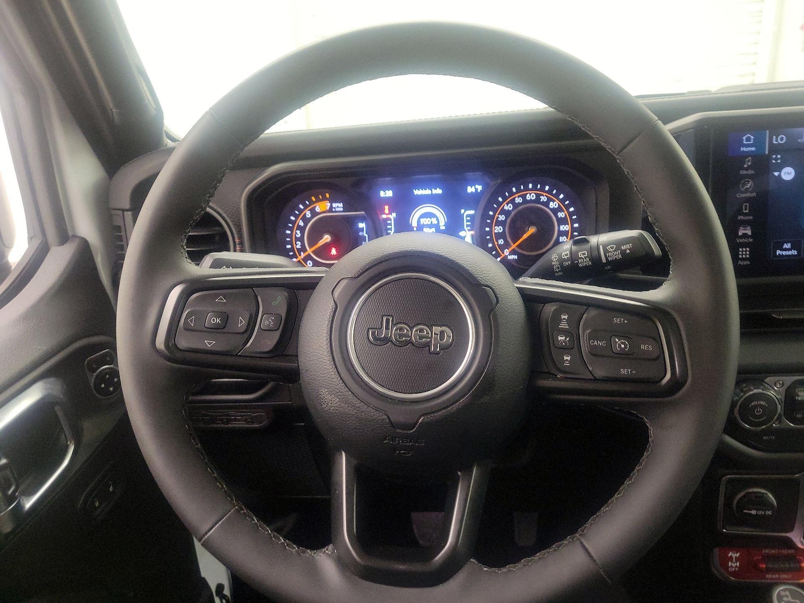 2025 Jeep Wrangler 4-Door Rubicon - Photo 11