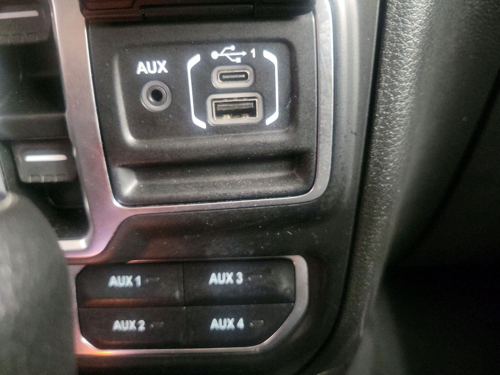 2025 Jeep Wrangler 4-Door Rubicon - Photo 19