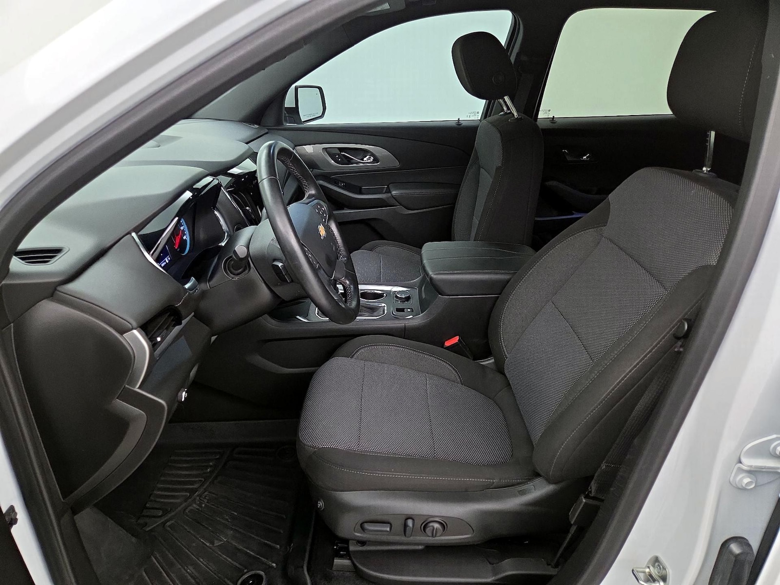 Power Seat(s) & Side Airbags