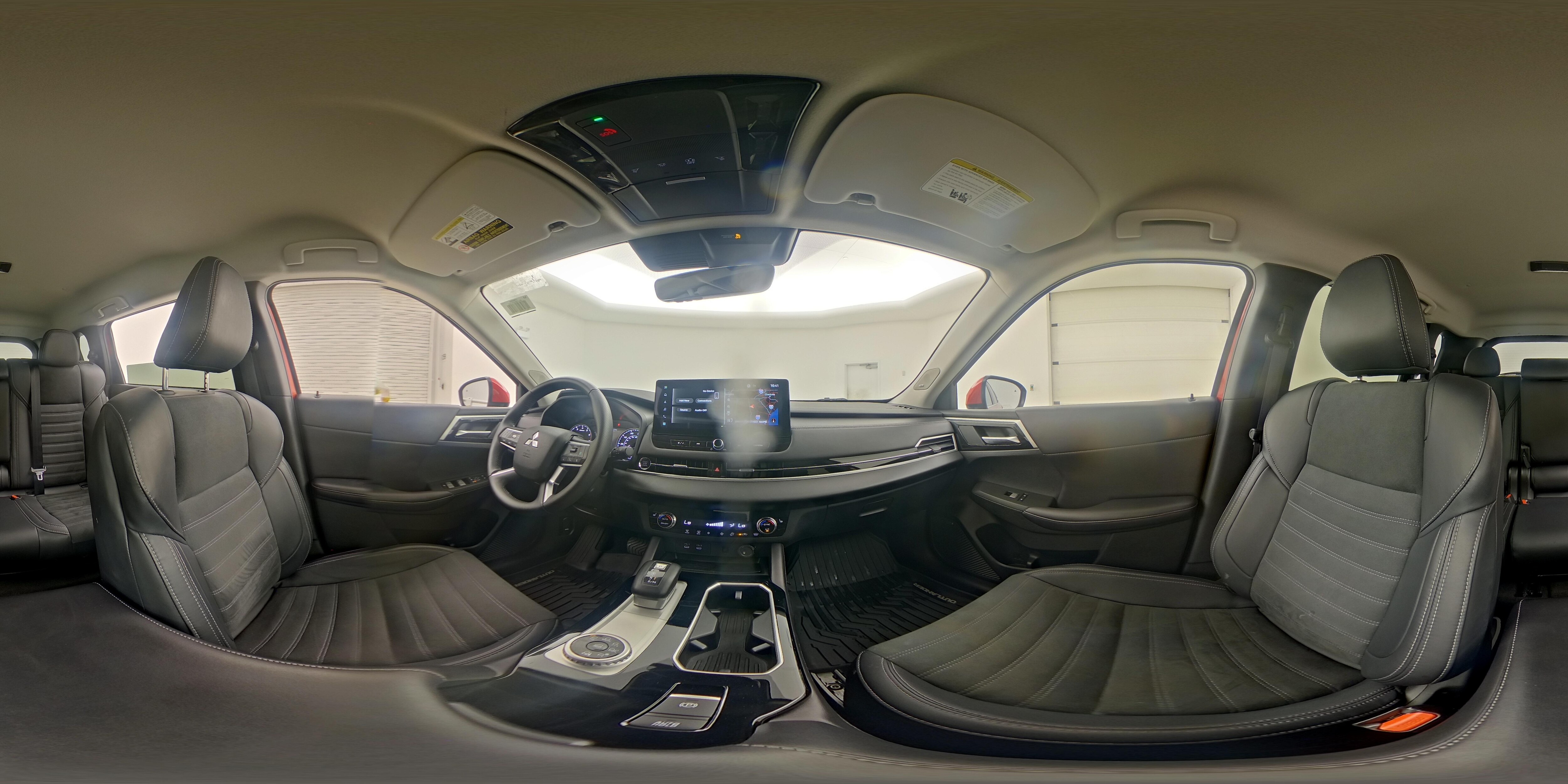 2025 Mitsubishi Outlander SE - Photo 27
