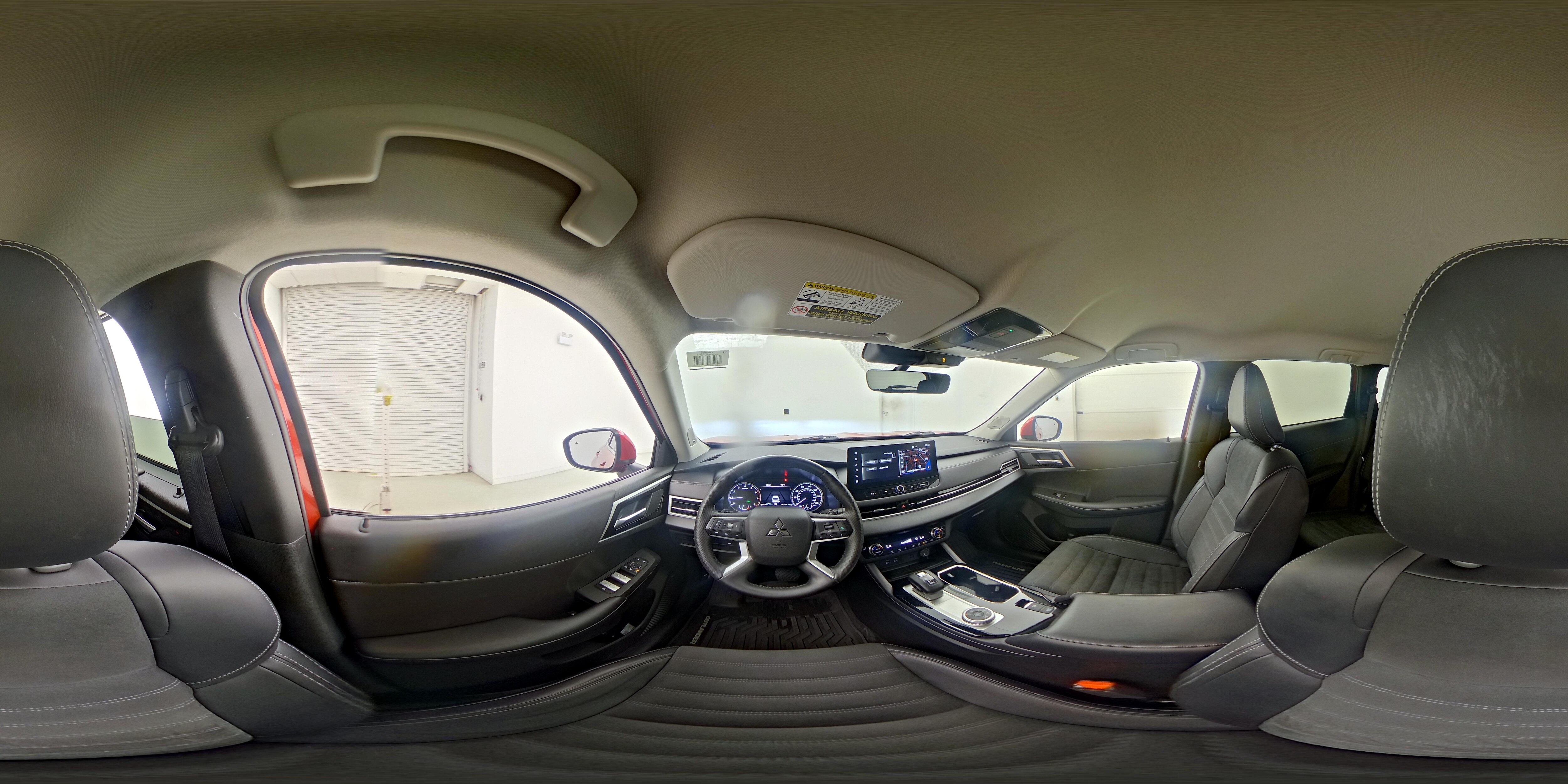 2025 Mitsubishi Outlander SE - Photo 29