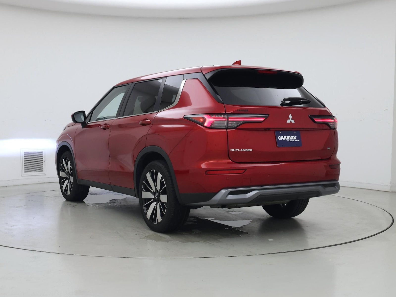 2025 Mitsubishi Outlander SE - Photo 3