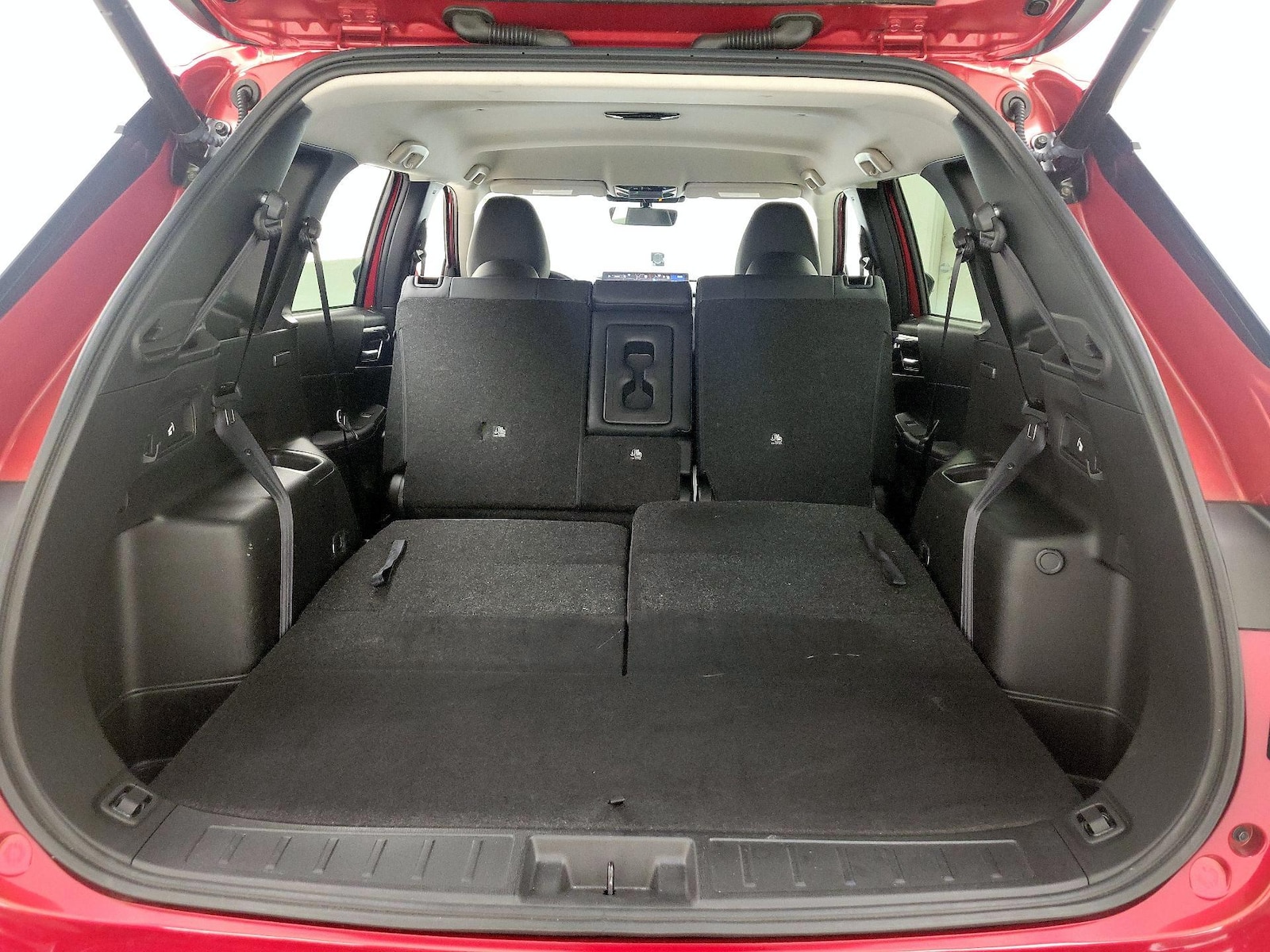 2025 Mitsubishi Outlander SE - Photo 24