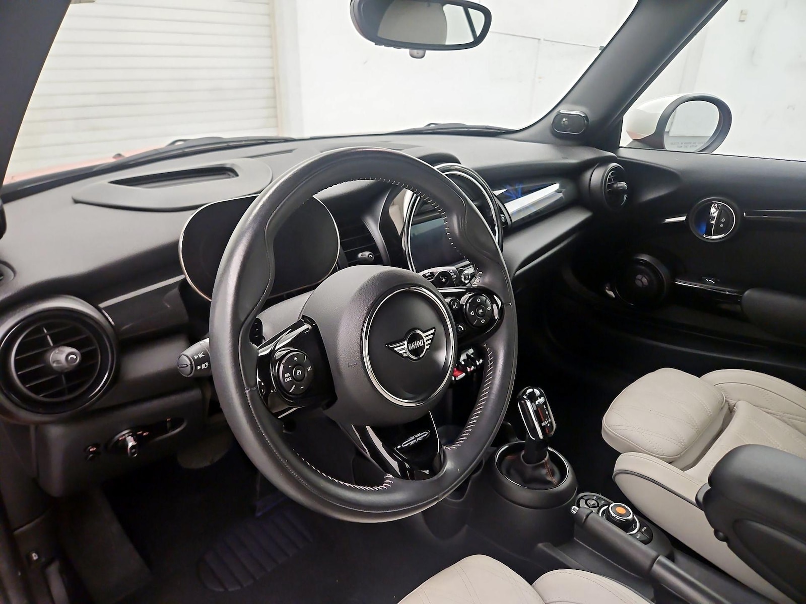 2021 MINI Convertible S - Photo 10
