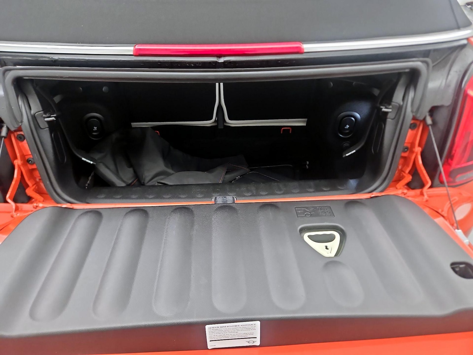 2021 MINI Convertible S - Photo 20