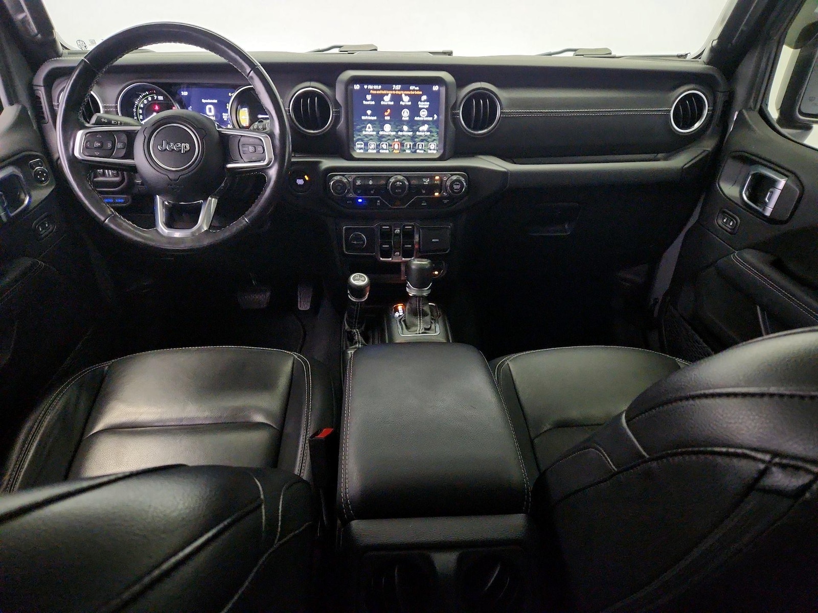 2022 Jeep Wrangler Unlimited Sahara 4XE - Photo 10