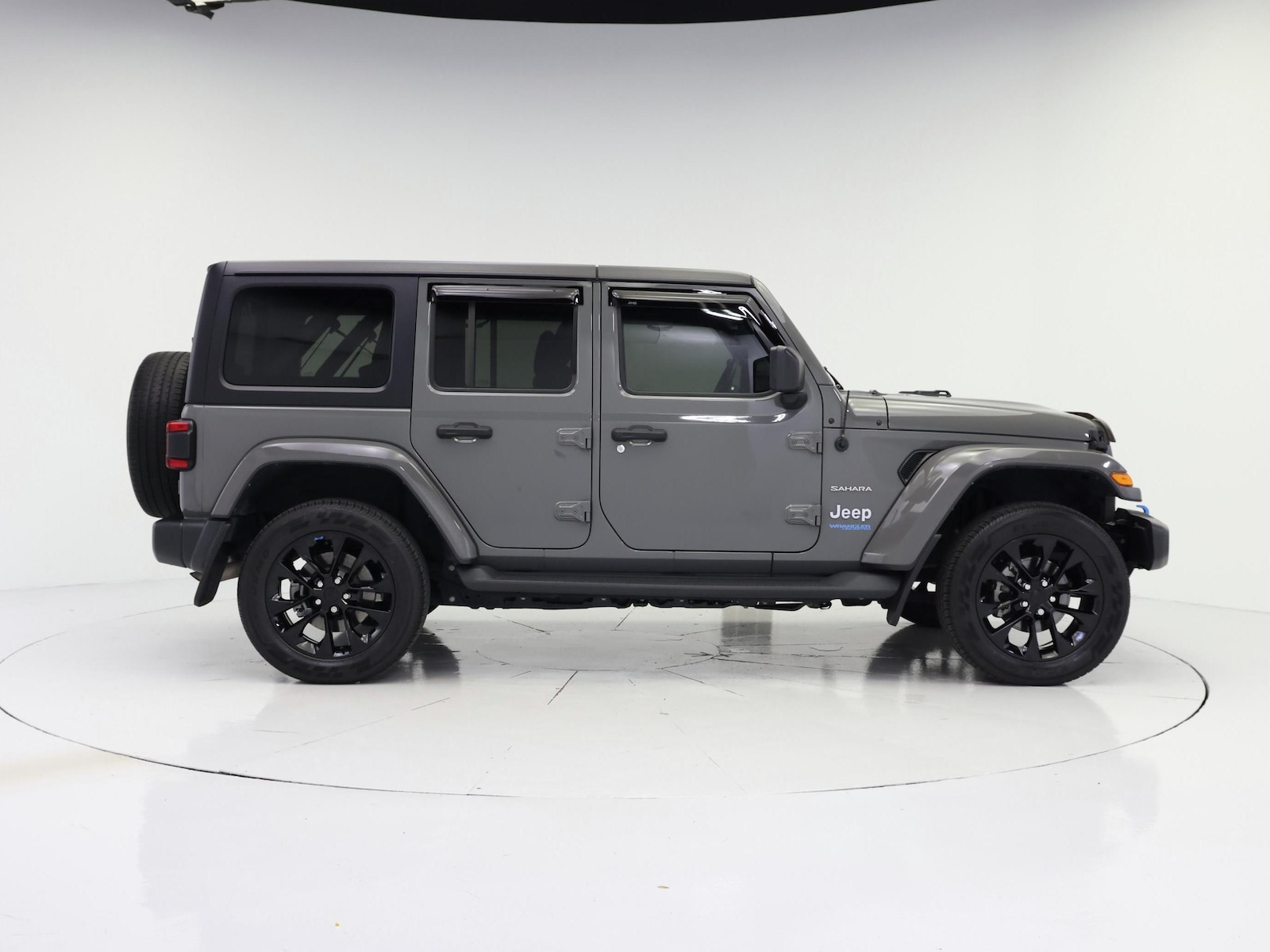 2022 Jeep Wrangler Unlimited Sahara 4XE - Photo 8