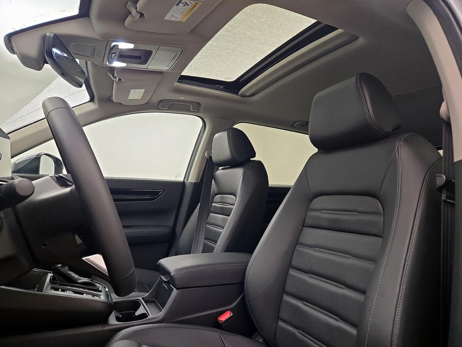 Sunroof(s) & Overhead Airbags