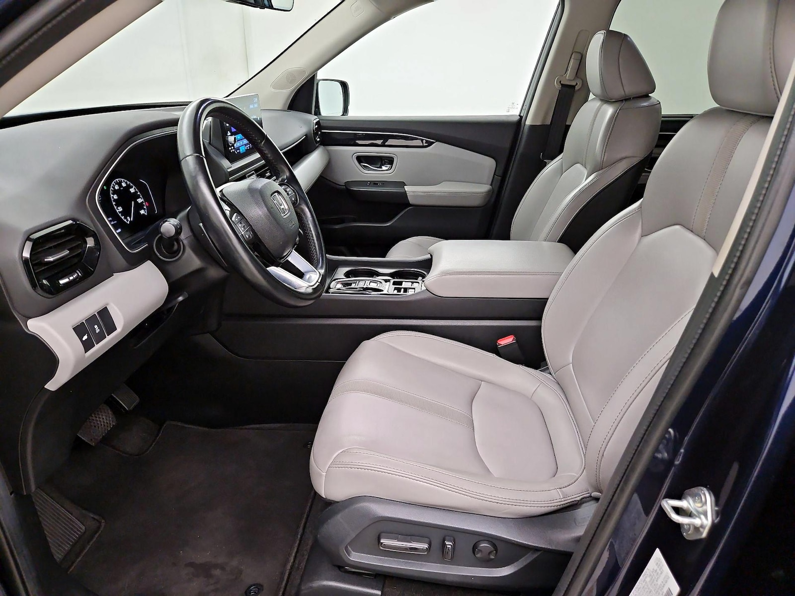 2024 Honda Pilot EX-L - Photo 12