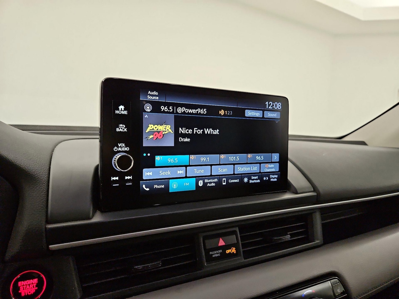 2024 Honda Pilot EX-L - Photo 17