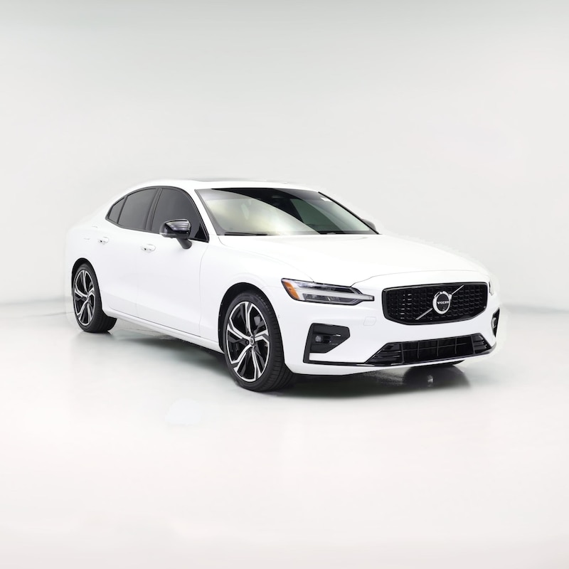 2024 Volvo S60 B5 Plus Dark Theme