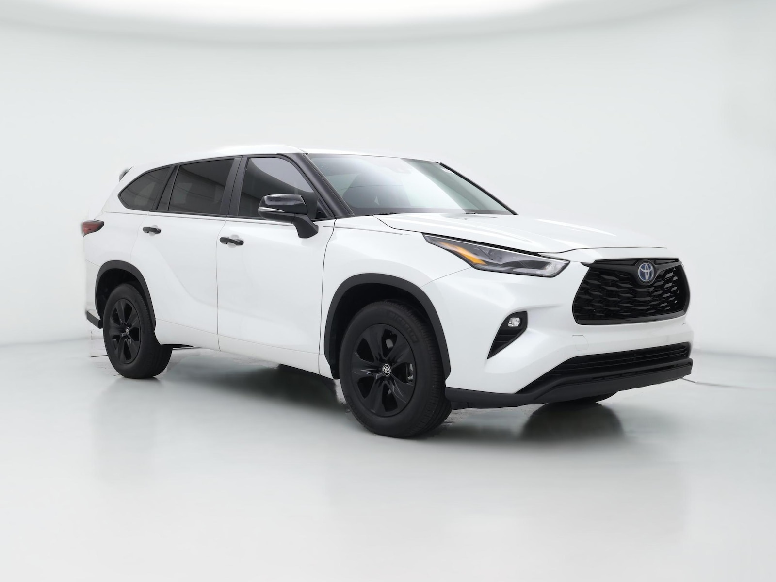 2024 Toyota Highlander Hybrid LE Nightshade