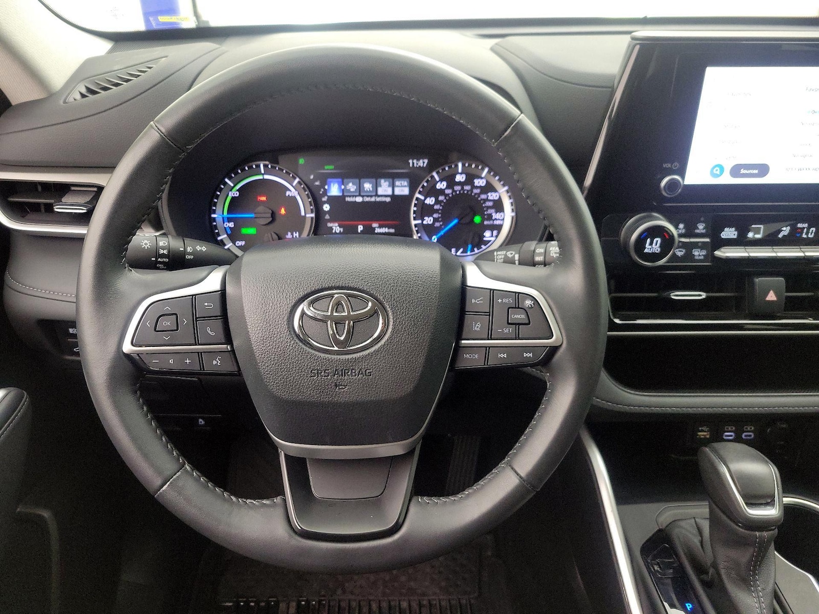 2024 Toyota Highlander Hybrid LE Nightshade, photo 11