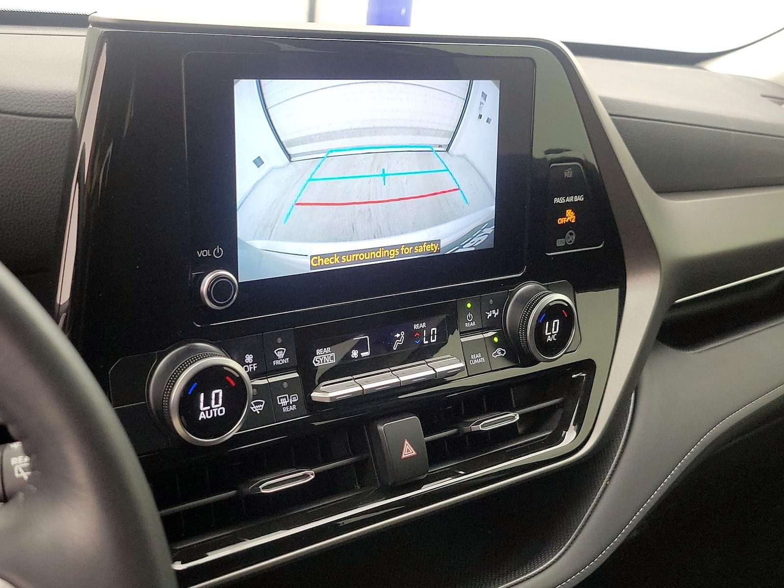 2024 Toyota Highlander Hybrid LE Nightshade, photo 15