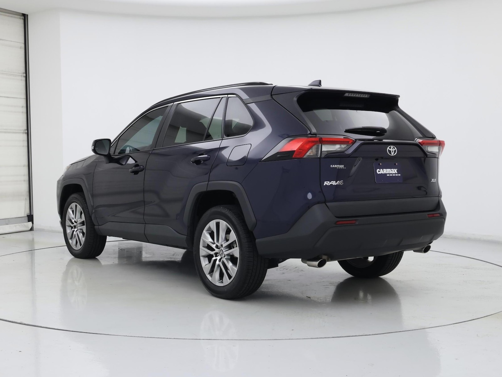 2023 Toyota RAV4 XLE Premium - Photo 3