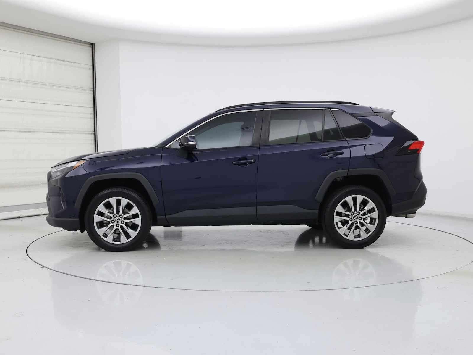 2023 Toyota RAV4 XLE Premium - Photo 4
