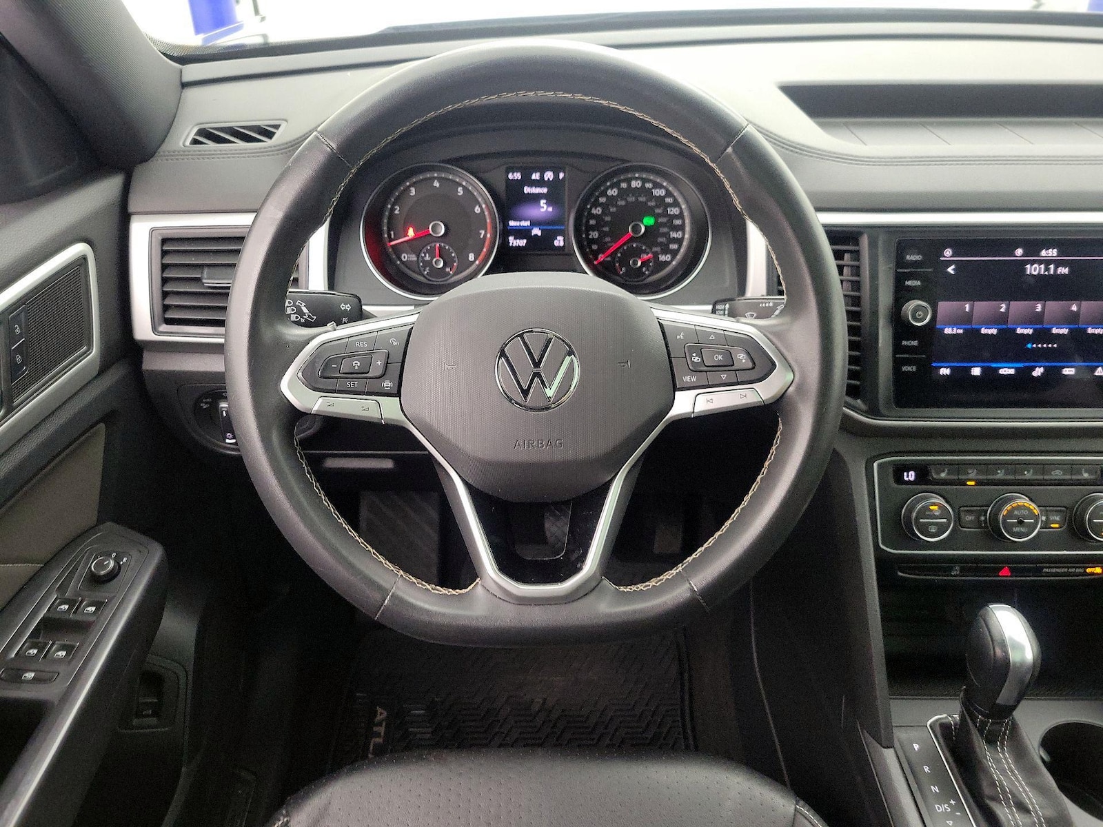 2021 Volkswagen Atlas Cross Sport SE w/Tech - Photo 11