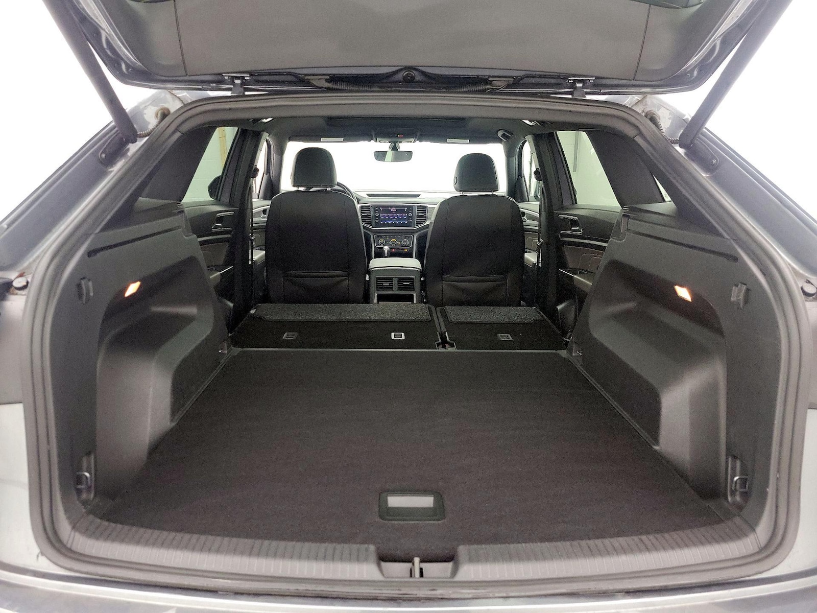 2021 Volkswagen Atlas Cross Sport SE w/Tech - Photo 23