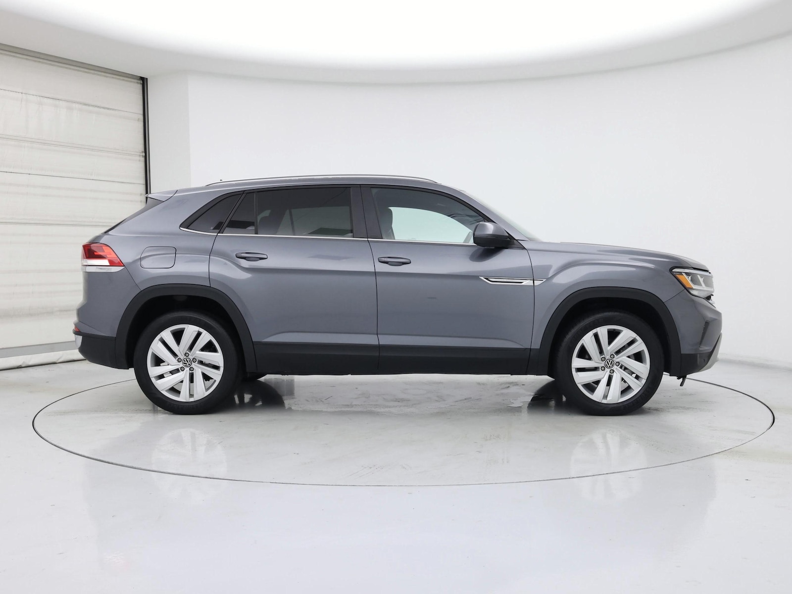 2021 Volkswagen Atlas Cross Sport SE w/Tech - Photo 8