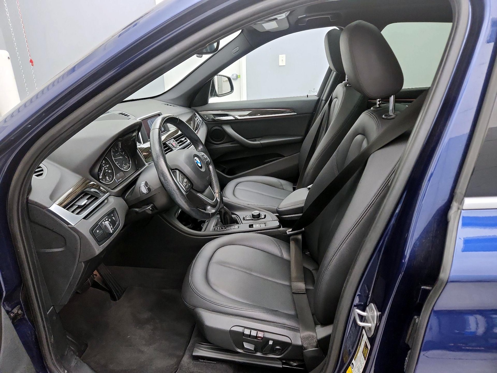 2018 BMW X1 28i - Photo 12