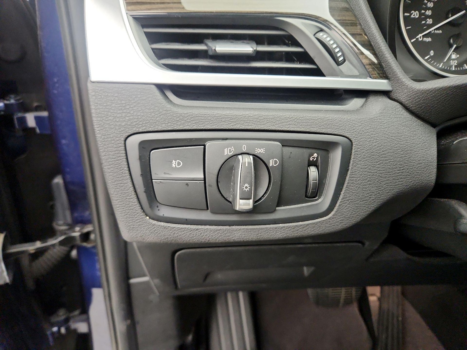 2018 BMW X1 28i - Photo 14